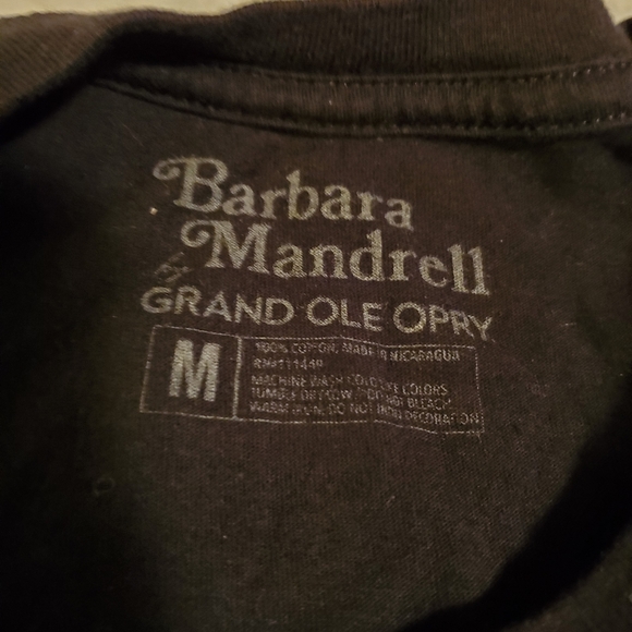 Barbara Mandrell size Medium black Tshirt.   In good condition - Picture 3 of 4